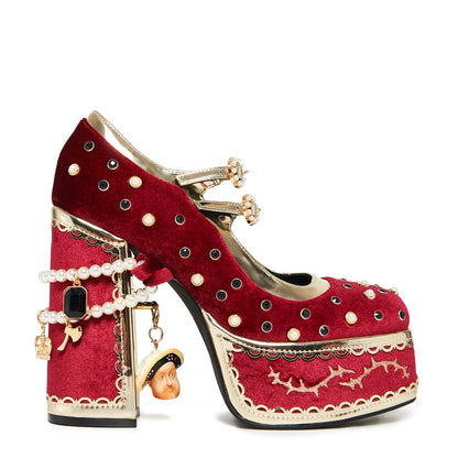 Boleyn’s Vengeance Heels